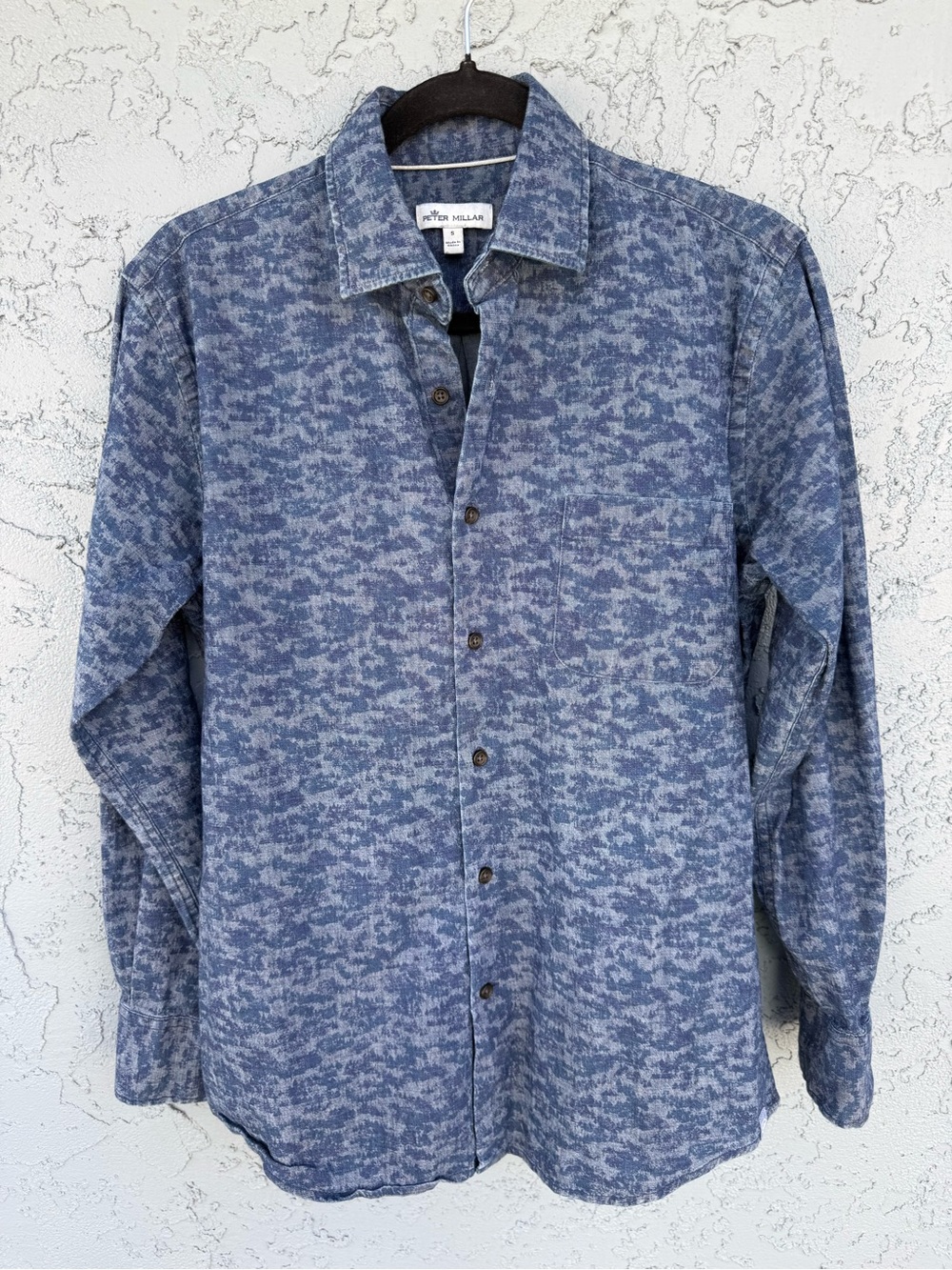 Peter Millar Blue Chambray Fir Tree Camo Long-Sleeve Button-Up Cotton Shirt S
